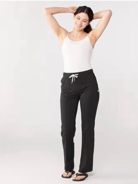 Vuori Halo Wide Leg Flare Pant